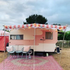 Our-1964-Rosie-Oasis-Vintage-Glamper-awning